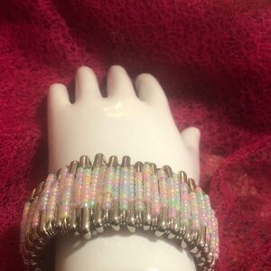 Elegant Multicolor Silver Tone Safety Pin Pastel Beaded Stretch Bracelet